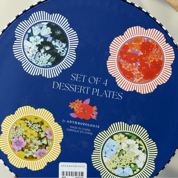 Anthropologie Lyla Floral Dessert Plates Set of 4 - Picture 4 of 4